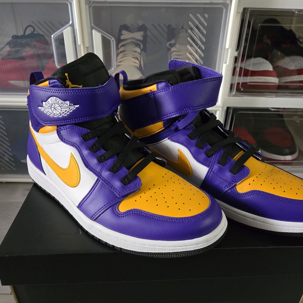 Nike Air Jordan 1 High FlyEase Lakers - Picture 1 of 6